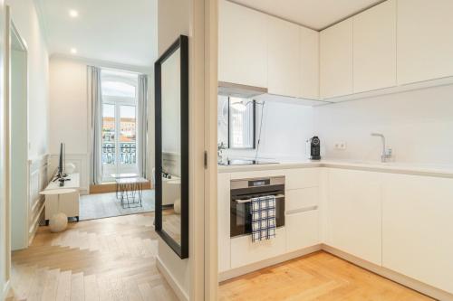 Ave Liberdade Restauradores Suite DeLuxe