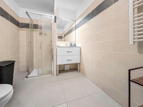 Ένα μπάνιο στο Appartement cosy tout équipé - Séjour idéal à Nice