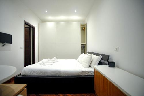 Ponte Milvio Cozy 1BR Apartment