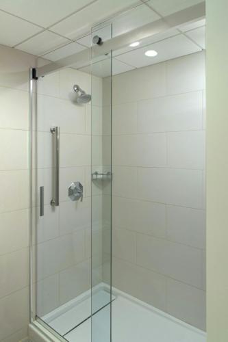 Salle de bains dans l'établissement Atlanta Marriott Marquis