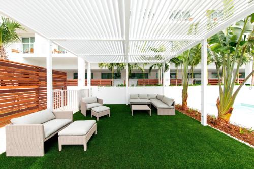 The Sarasota Modern, a Tribute Portfolio Hotelにある庭