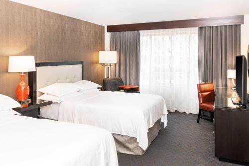 Sheraton Indianapolis City Centre Hotel Image