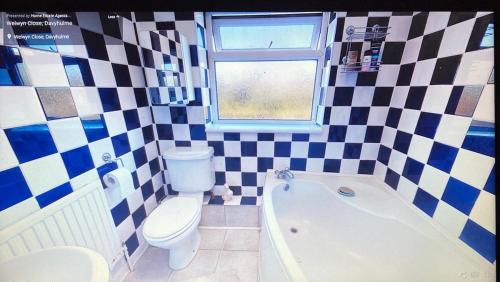 Ένα μπάνιο στο 5 min Drive to Trafford Centre and15 Manchester City
