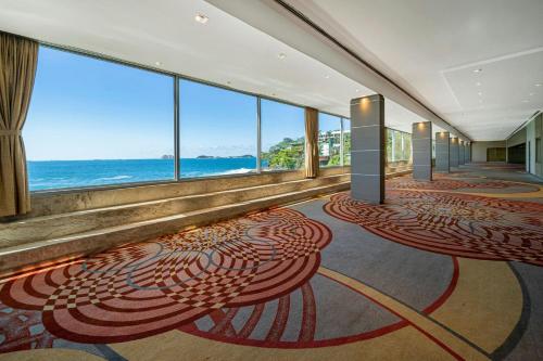 Nespecifikovaný výhled na moře nebo výhled na moře při pohledu z hotelu