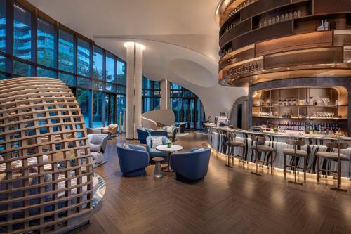 Posezení v ubytování Crowne Plaza Sanya Yazhou Bay by IHG