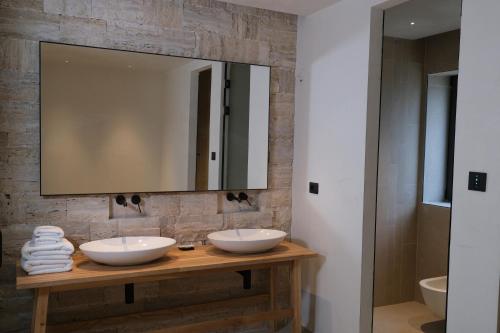 Gallery image of Drymades Inn Resort in Dhërmi