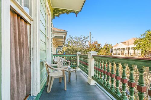 Μπαλκόνι ή βεράντα στο Garden District Bed and Breakfast