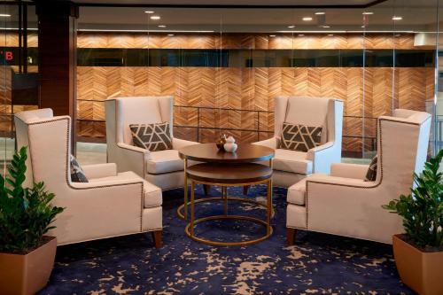 Kansas City Airport Marriott Image