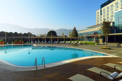 Bazén v ubytování Sheraton Bursa Hotel nebo v jeho okolí