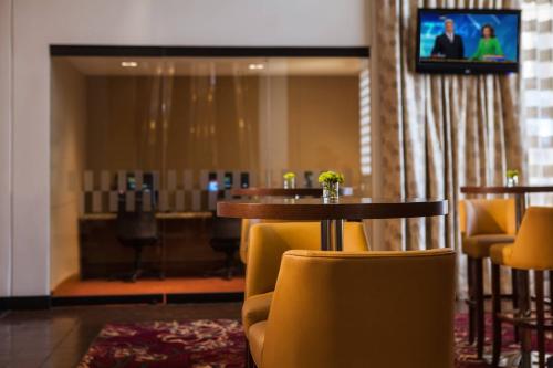 Kansas City Marriott Downtown Image