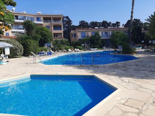 H&O Elegant Maisonette in Paradise Garden