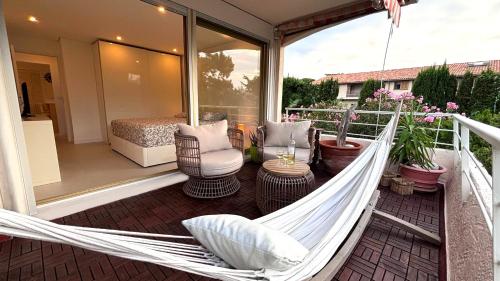 JARDIN TERRASSE EDEN SAINT TROPEZ - Parking Pool AC 4P