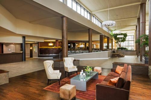 Sheraton Charlotte Airport Image