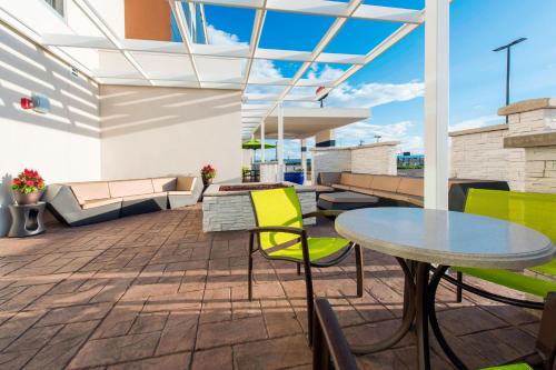 Balkoni atau teres di SpringHill Suites by Marriott Gallup