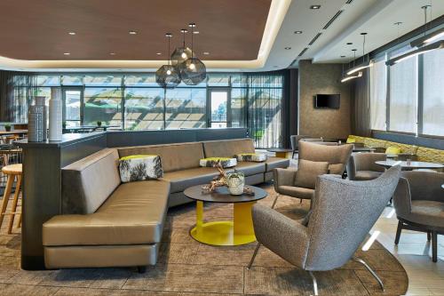 SpringHill Suites Charlotte at Carowinds Image