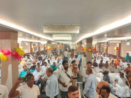 صورة لـ The skylite hotel and banquet hall في Ara