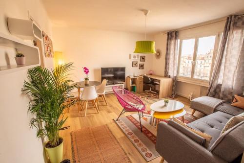 T2 cosy, vue exceptionnelle, hypercentre, 5mn gare