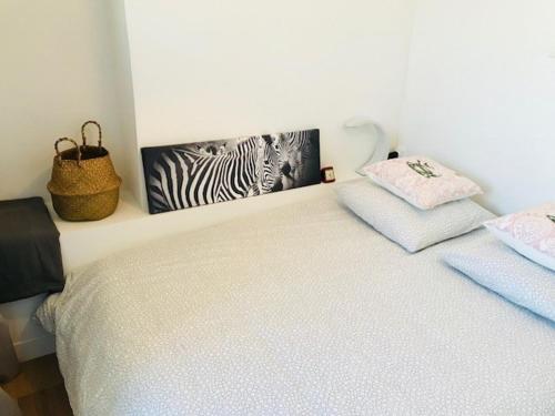 Photo de la galerie de l'établissement T2 cosy, vue exceptionnelle, hypercentre, 5mn gare, à Marseille