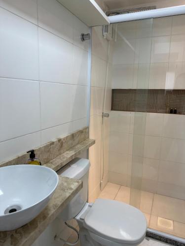 Ένα μπάνιο στο Apartamento Bairro Floresta