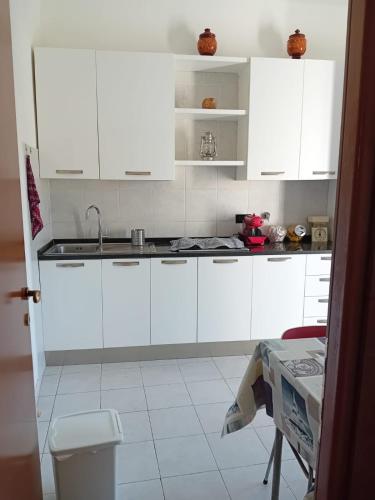 Una cocina o zona de cocina en Casa Giuseppe