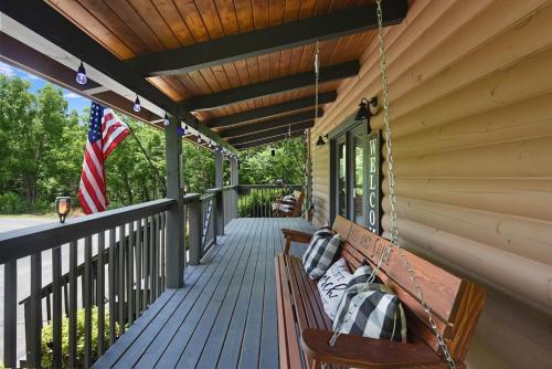 Ryes and Shine Bootlegger's Cabin! Hot Tub* Pool* Arcade* Billiards *EV * Pet Friendly photo 14