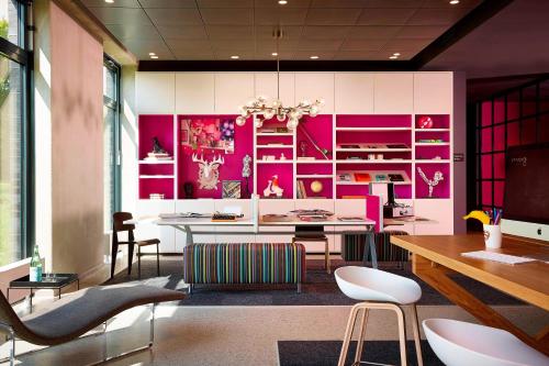 Moxy Munich Airport Image