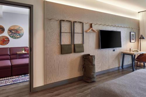 Μια τηλεόραση ή/και κέντρο ψυχαγωγίας στο Moxy Atlanta Midtown
