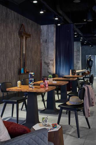 Χώρος καθιστικού στο Moxy Atlanta Midtown