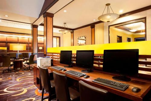 Sheraton Inner Harbor Hotel Image