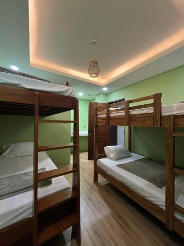 Postel nebo postele na pokoji v ubytování Lisro Sleep and Relax