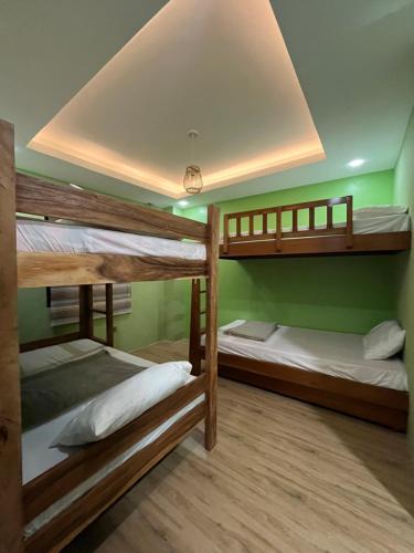 Postel nebo postele na pokoji v ubytování Lisro Sleep and Relax