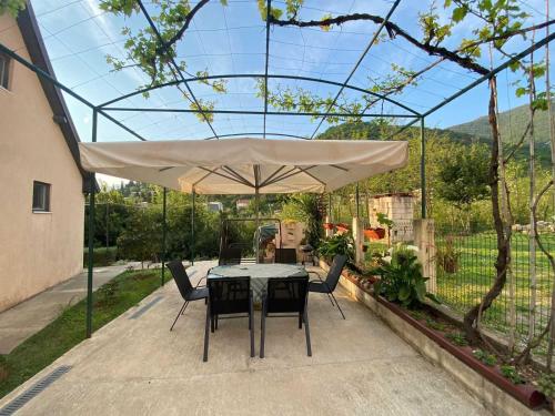 Zahrada ubytování Apartmani Markovic-jednosoban