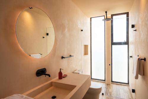 Koupelna v ubytování BESPOKE, member of Small Luxury Hotels