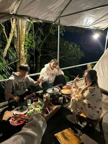 Hosté ubytování Phú Sĩ Homestay và Seafood Núi Cấm