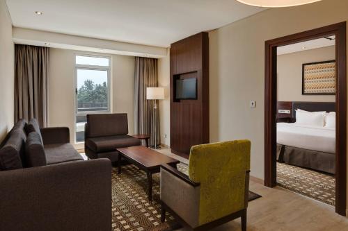 Postel nebo postele na pokoji v ubytování Protea Hotel by Marriott Owerri Select