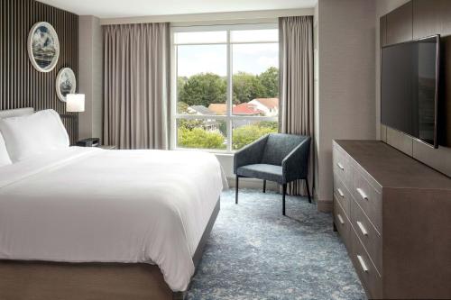 Ένα ή περισσότερα κρεβάτια σε δωμάτιο στο The Westin Annapolis