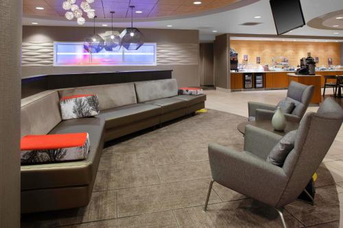 SpringHill Suites Cincinnati North Forest Park Image