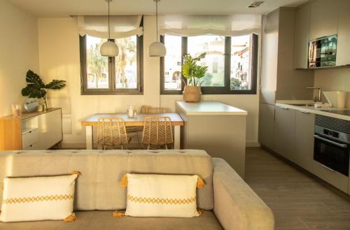 Wonder Tarifa - Luxury Apartment - AC, Parking, Wifi by TarifaRent