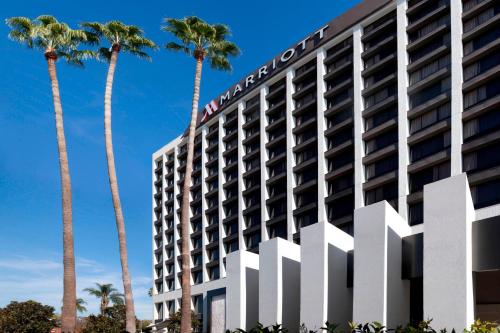 a rendering of the hilton naples hotel at Beverly Hills Marriott in Los Angeles