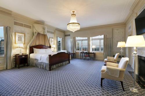 Le Meridien Dallas, The Stoneleigh Image