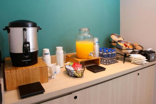 Makanan di atau berdekatan hotel