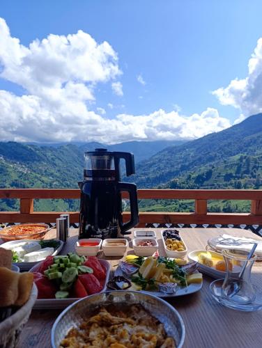 Jídlo v chaty nebo okolí