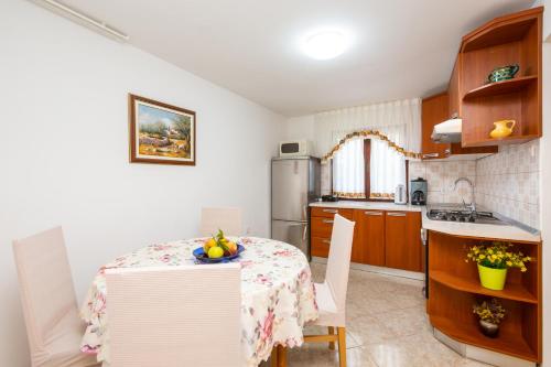 Maretic - Apartment Veliki - MPolo