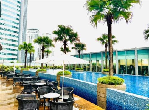 Πισίνα στο ή κοντά στο VORTEX SUITES KLCC by MSF