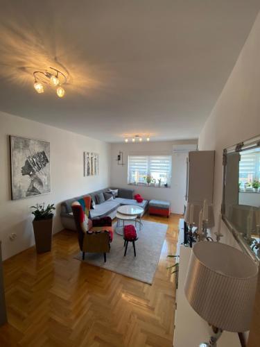 พื้นที่นั่งเล่นของ AFRIKA