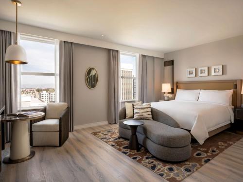 Un ou plusieurs lits dans un hébergement de l'établissement Fairmont Breakers Long Beach