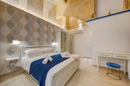 Postel nebo postele na pokoji v ubytování Chateau Blue