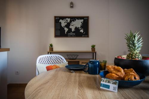 アパートメントの敷地内または近くでの食事または食べ物