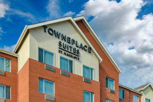 a building with the words town needed large surface on it at TownePlace Suites by Marriott Dallas McKinney in McKinney