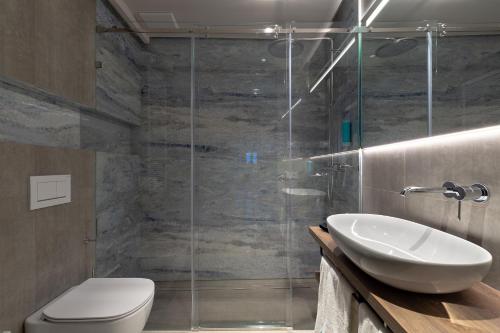 Un baño de Calle Suite Lazise